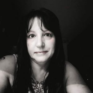 Meet your Posher, Cynthia